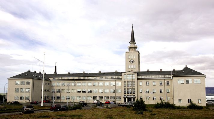 Fjöltækniskóli Íslands. 
