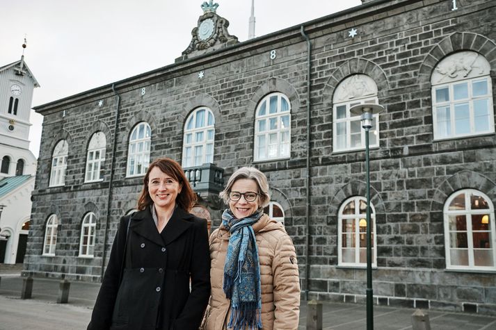 Hildur Gróa og Sigríður Helga halda utan um starfið í Skólaþinginu, ásamt fleira fólki. 
