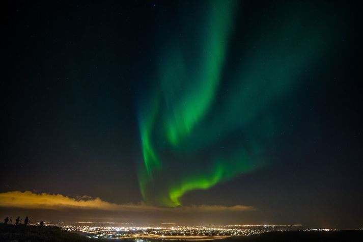 Gott verður að fylgjast með norðurljósum, stjörnuhröpum og stjörnunum sjálfum í stjörnugerðinu. 