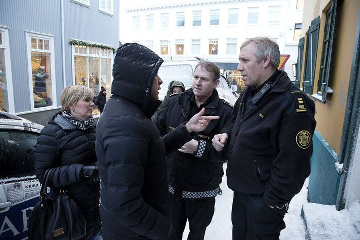 Lögmaður José Garcia veitingamanns á Caruso segir rekstrartap veitingahússins þegar orðið gríðarlegt og frekara tjón sé yfirvofandi vegna yfirtöku eigenda húsnæðisins.