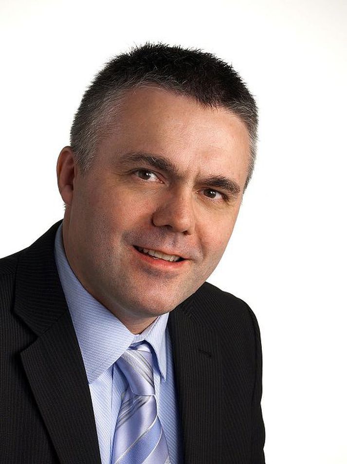 Vilhjálmur Bjarnason formaður Hagsmunasamtaka heimilanna, segir neytendur ekki eiga að bera ábyrgðina.