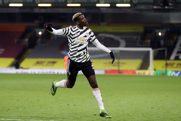 Paul Pogba kom, sá og sigraði á Turf Moor í kvöld.