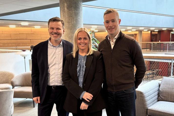 olf Arn­ljot Strøm, fjár­mála­stjóri Orkla Snacks, Sigríður Hrefna Hrafn­kels­dóttir, for­stjóri Nói Síríus og Markús Hörður Árna­son, fjár­festingar­stjóri hjá Alfa Fram­tak.