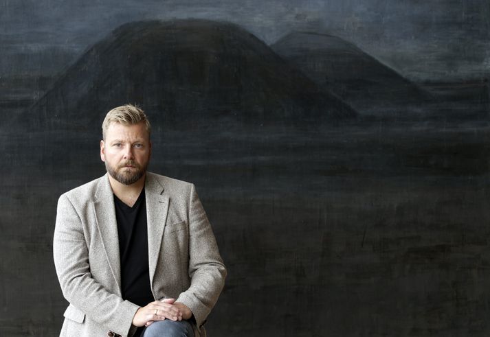 Bergur Bernburg kynntist Georg Guðna skömmu fyrir aldamót og hreifst af bæði manninum og málverkunum sem endursköpuðu íslenskt landslag. 