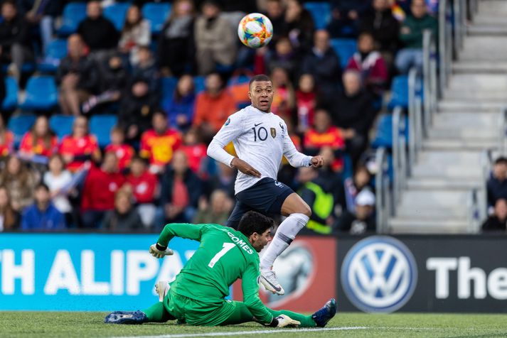 Mbappé kom Frökkum á bragðið gegn Andorramönnum.