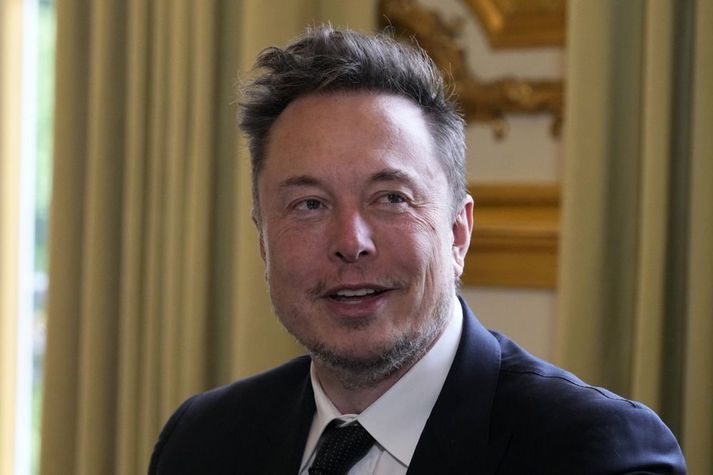 Elon Musk á í heildina ellefu börn, en ekki var vitað af tilvist Tau Techno Mechanicus fyrr en í gær.