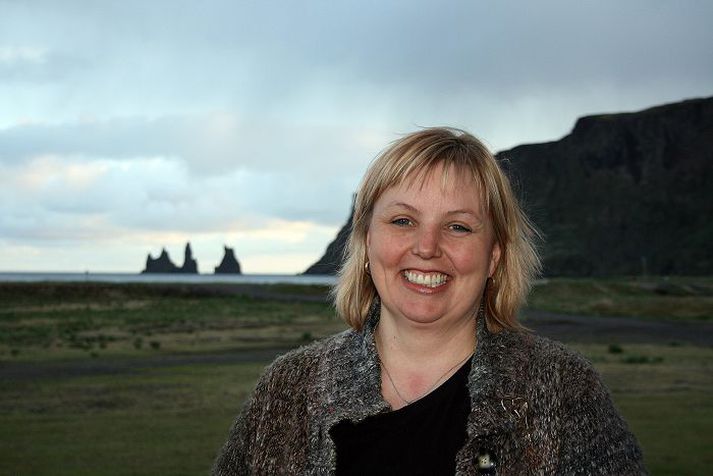 Elín Einarsdóttir segir íbúa í Vík í Mýrdal ekki óttast Kötlu, heldur búa með henni í sátt og samlyndi.