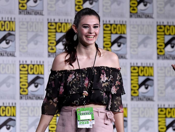 Nicole Maines mun leika Nia Nal í fjórðu seríunni af Supergirl.