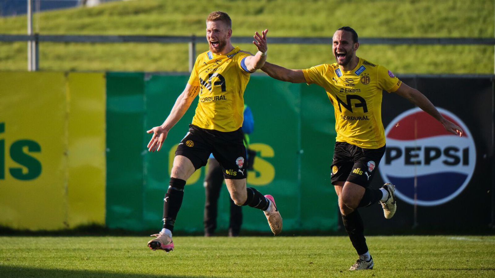 Viktor í stuði á Skaganum og dramatík í Egils­höll