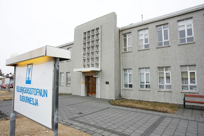 Grunur lék á að maðurinn væri með reykeitrun.