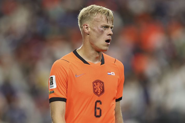  Jan-Paul van Hecke í leik með hollenska landsliðinu á HM.