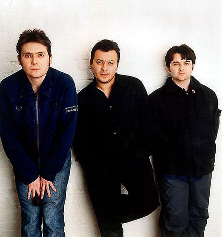 Manic Street Preachers ný plata með sveitinni er væntanleg í vor.