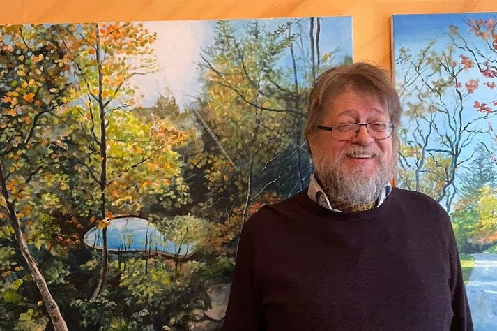 Halldór Árni Sveinsson er látinn en hann var sannkölluð menningarstofnun í Hafnarfirði.