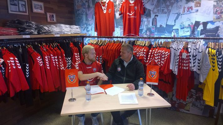 Magnús Gylfason ásamt nýjasti liðsmanni Vals, Daða Bergssyni.