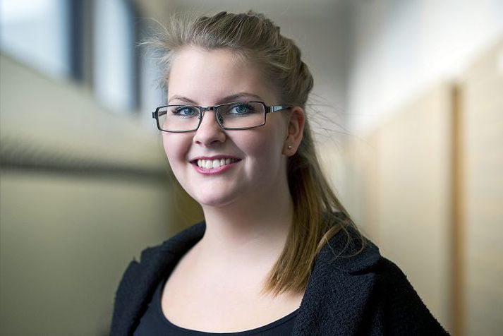 Svava Gunnarsdóttir sér um að leiðbeina hópnum sem skipuleggur fyrstu Airwaves unglingatónleikana.