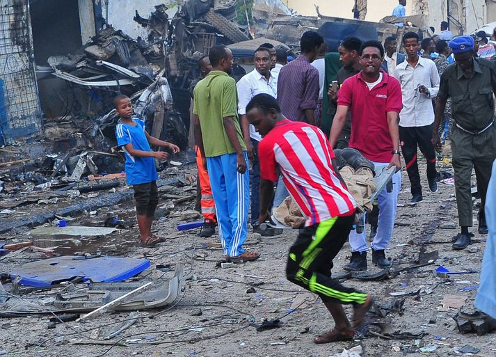 Í dag tókst öryggissveitum að binda enda á umsátur á hóteli í Mogadishu þar sem 23 létu lífið.