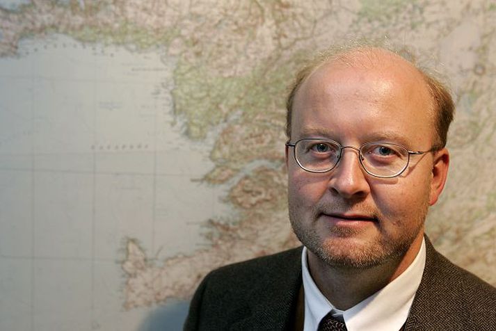 Á ársfundinum í Agadír.
Tómas H. Heiðar, aðalfulltrúi Íslands í Alþjóðahvalveiðiráðinu, ásamt Ástu Einarsdóttur frá utanríkisráðuneytinu.
Nordicphotos/AFP