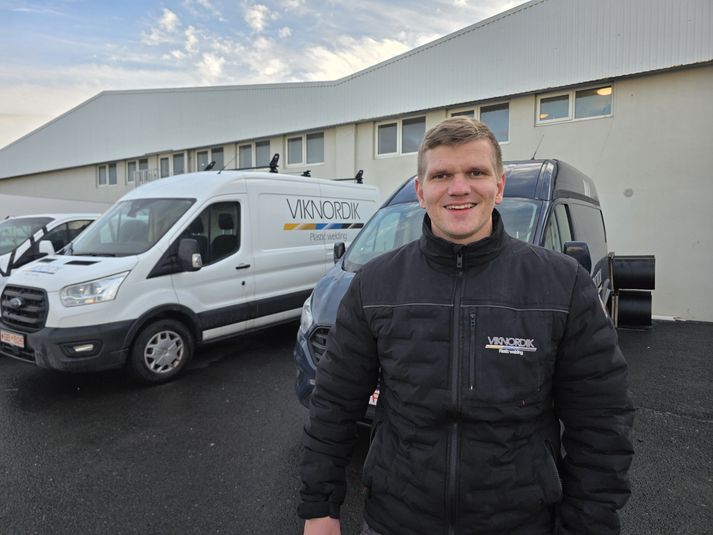 David Leifsson, framkvæmdastjóri VikNordik í Grindavík, sem er mjög ánægður með að hafa það í bæjarfélaginu og hann segir framtíð atvinnulífsins á staðnum bjarta þrátt fyrir allt og allt.