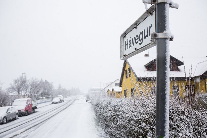 Verktakafyrirtækið Jáverk hefur fest kaup á nánast hverju einasta húsi við göturnar Háveg, Skólatröð og Álftröð í Kópavogi.