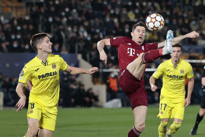 Robert Lewandowski komst lítt áleiðis gegn sterkri vörn heimamanna í Villareal.