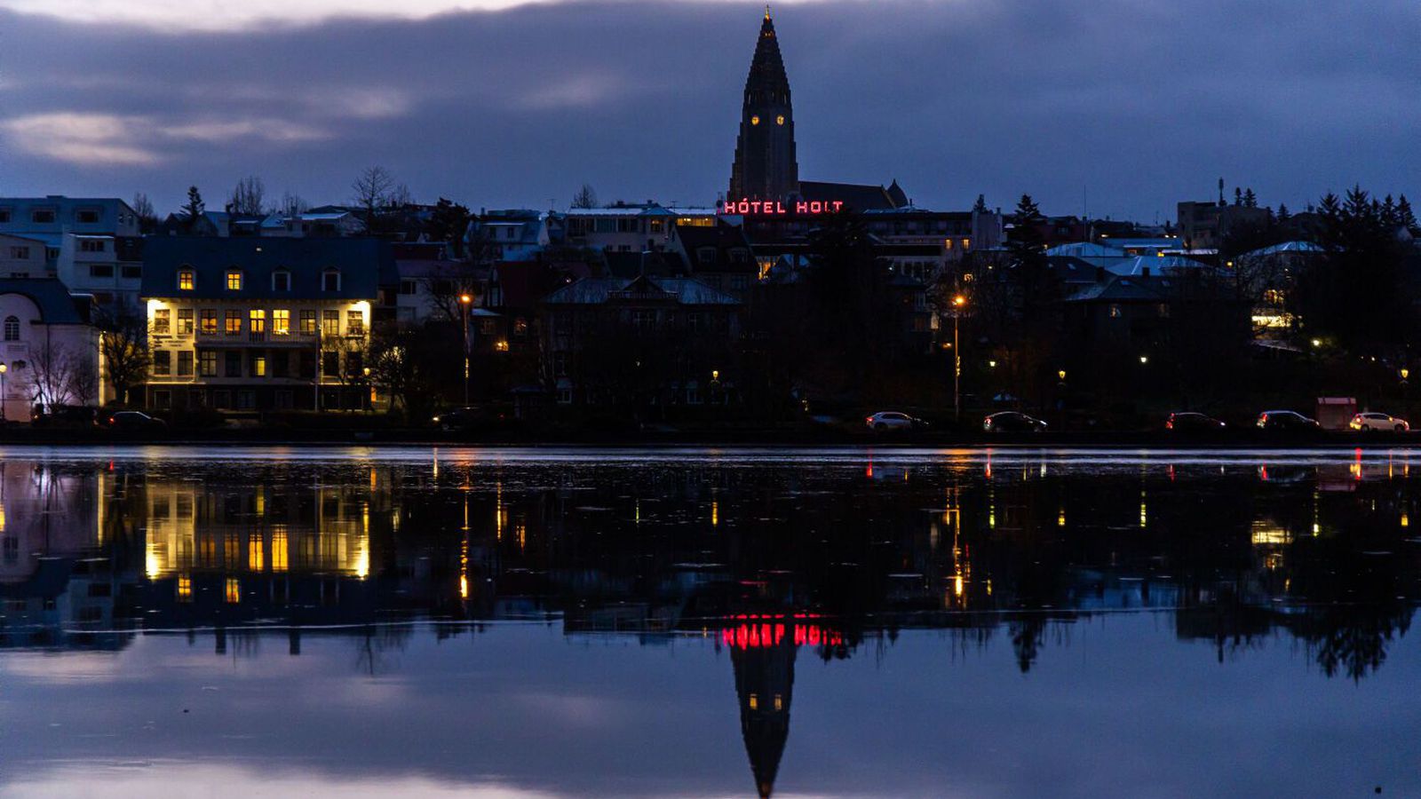 Í­búar kvarta undan myrkri