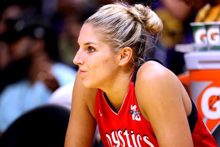 Elena Delle Donne átti frábært tímabil með Washington Mystics liðinu í fyrra þar sem hún var kosin besti leikmaður WNBA-deildarinnar. Hún var með 19,5 stig og 8,3 fráköst í leik auk þess að nýta 97 prósent af 117 vítum sínum.