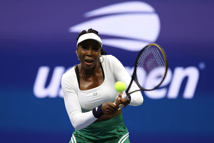 Venus Williams verður með á Opna ástralska risamótinu í tennis í janúar.