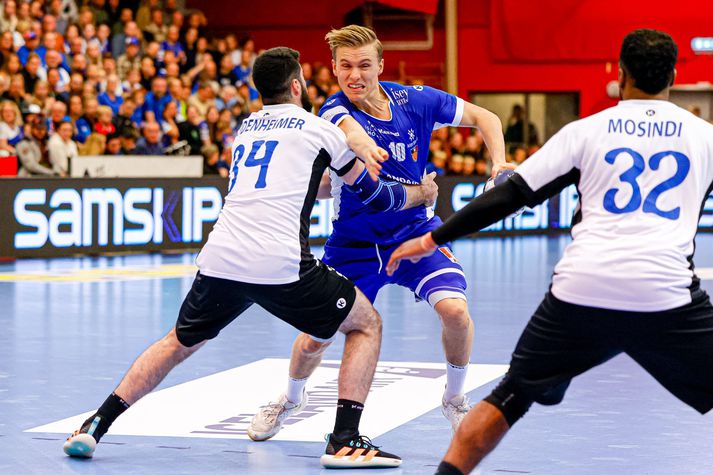 Gísli Þorgeir Kristjánsson tætti vörn Eistlands í sig hvað eftir annað.