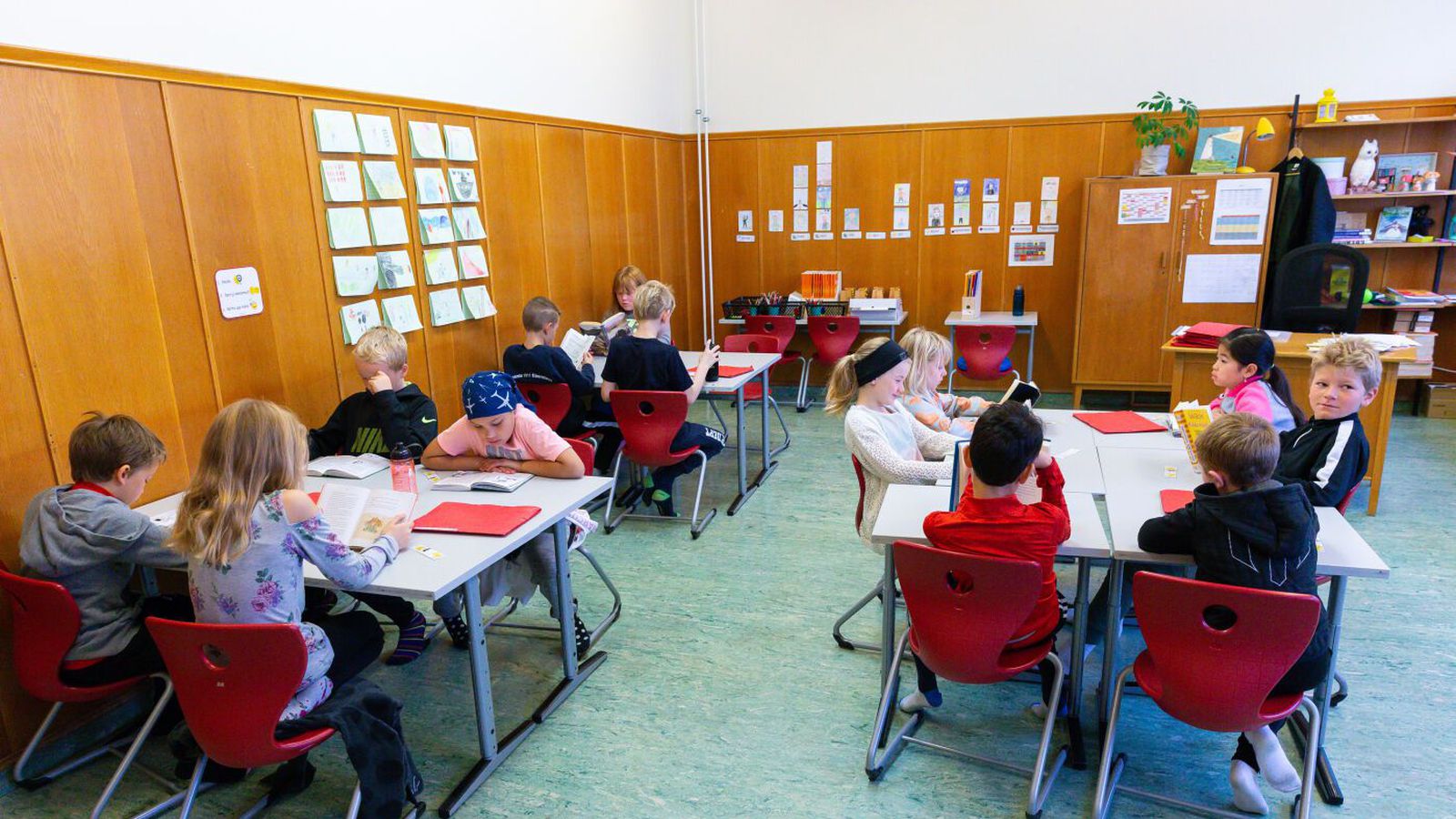 Símarnir í frí í skólum Reykja­víkur frá haustinu