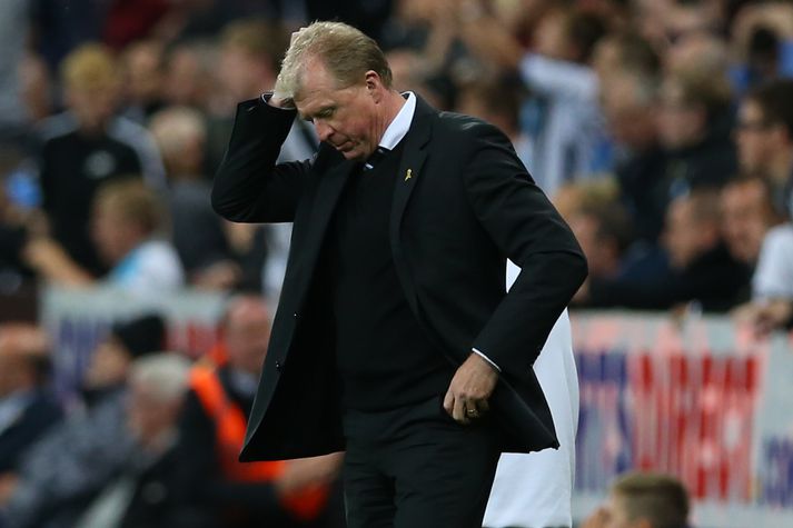 Pressan eykst á McClaren.