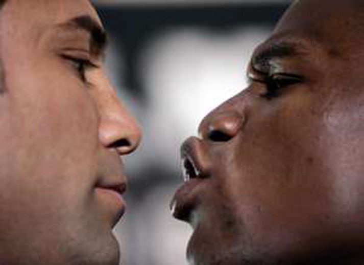 De la Hoya gegn Mayweather. Stærsti bardagi ársins er á Sýn á laugardaginn