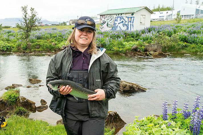 Marta veiddi fyrsta lax vertíðarinnar í Elliðaá í morgun. Það tók hana aðeins um fimmtán mínútur og var þetta Maríulax Mörtu.