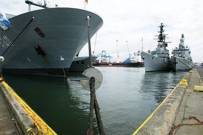 Friðlýsing landsins fyrir kjarnorkuvopnum gæti haft áhrif á komu herskipa Atlantshafsbandalagsins, þar sem ekki er venja að gefa upp hvaða skip eru búin slíkum vopnum og hver ekki.fréttablaðið/ÞÖK