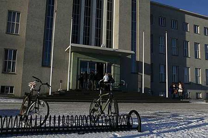 Atvinnurekendur telja skort á háskólamenntuðu starfsfólki.