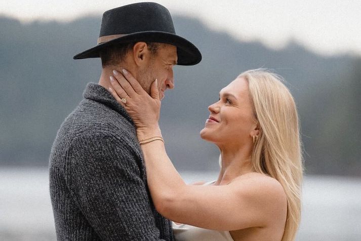 Katrín Tanja Davíðsdóttir og Brooks Laich eru orðin hjón.