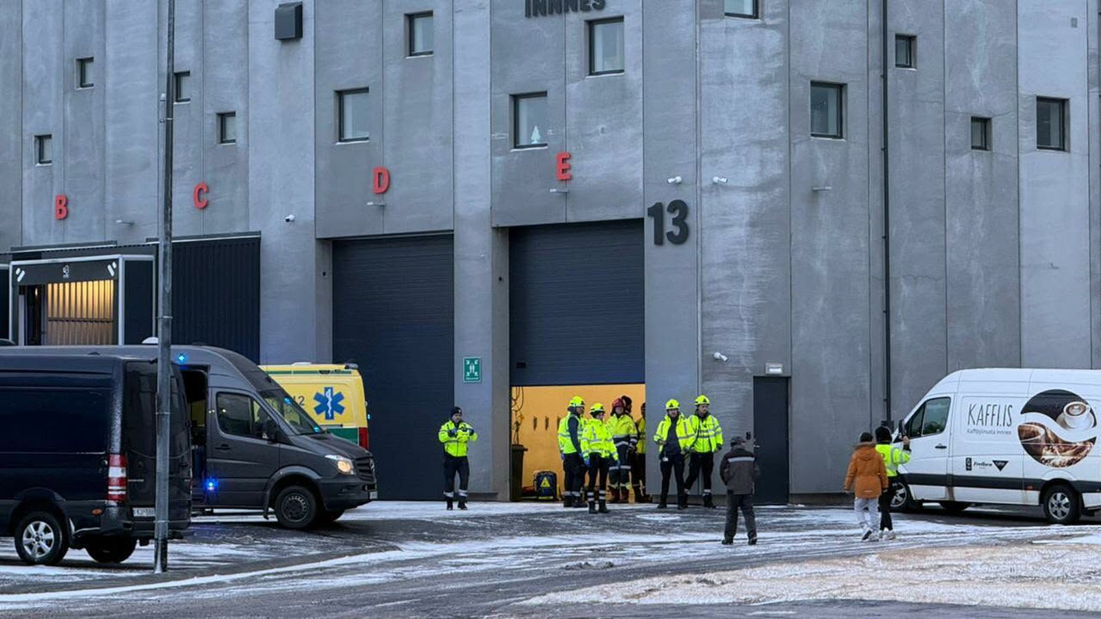 Slökkvi­lið kallað út vegna sprengingar í Korn­görðum