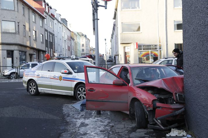 Tveir voru handteknir vegna málsins.