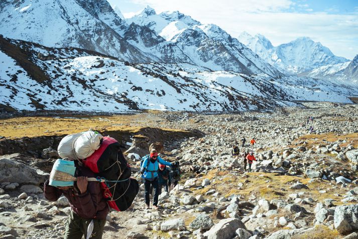 Himalajafjöll eru gríðarlega vinsæl meðal göngufólks en fjallgarðurinn er sá hæsti í heimi. Myndin tengist fréttinni ekki beint.