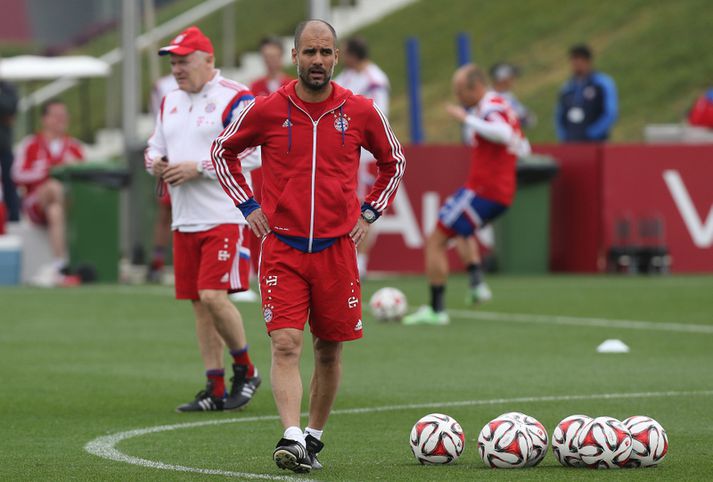 Pep Guardiola og hans menn hafa æft í hitanum í Doha síðustu dagana.