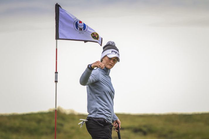 Guðrún Brá Björgvinsdóttir er að byrja golf sumarið vel.