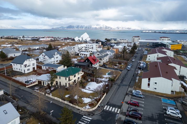 Atvik málsins áttu sér stað á Seltjarnarnesi í nóvember í fyrra.