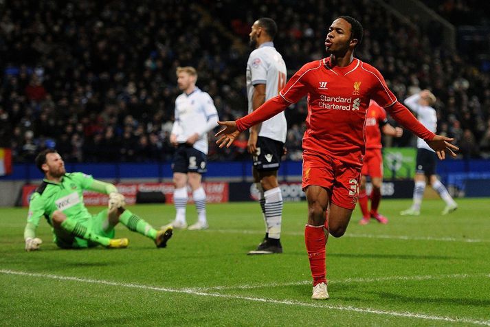 Raheem Sterling fagnar marki með Liverpool á árum áður.