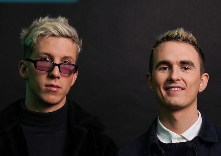 Brynjar Barkarson er hér til vinstri, en saman hafa hann og Aron myndað tónlistartvíeykið ClubDub, sem nú virðist liðið undir lok ef marka má færslu Arons.