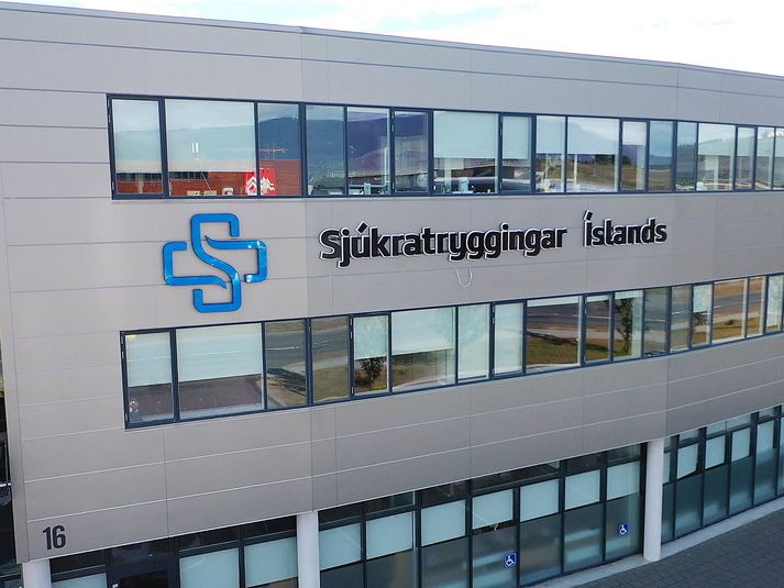 Stjórn Sjúkratrygginga á tæpt ár eftir að skipunartíma sínum. Heilbrigðisráðherra vill leggja hana niður.