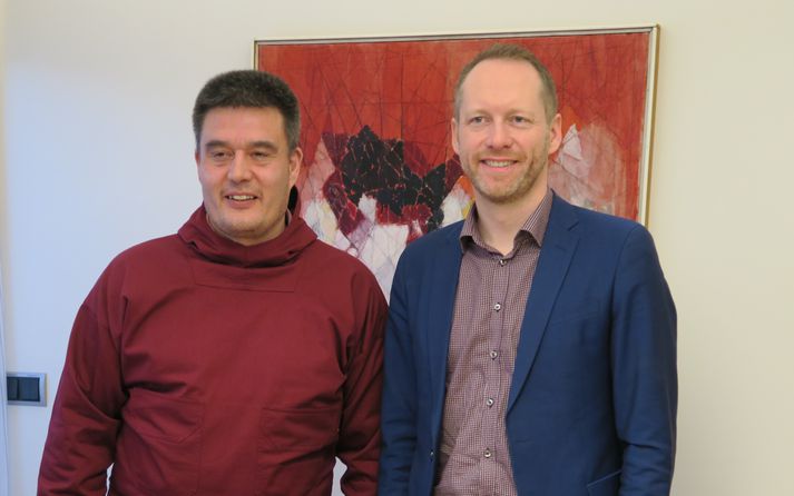 Kim Kielsen, formaður grænlensku heimastjórnarinnar, og Guðmundur Ingi Guðbrandsson, umhverfis- og auðlindaráðherra, ræddu meðal annars úrgangsmál sem er stórt viðfangsefni í Grænlandi.