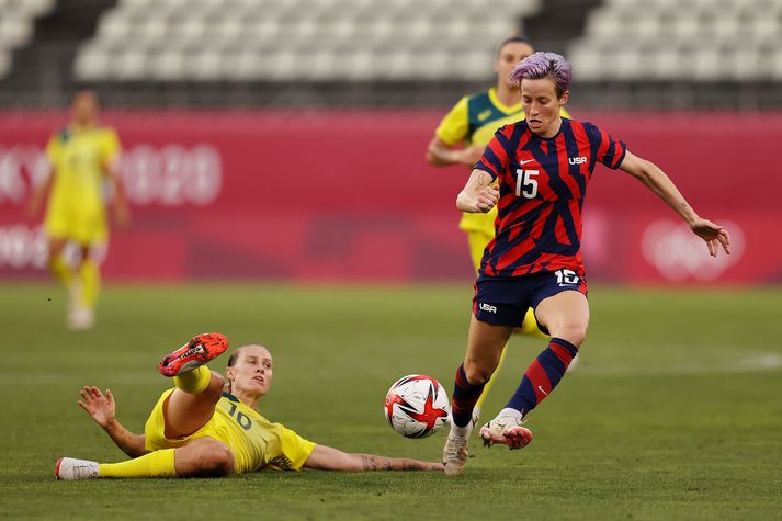 Konan með fjólubláa hárið, Megan Rapinoe, í leik Bandaríkjanna og Ástralíu um bronsið á Ólympíuleikunum í Tókýó. Hún skoraði tvö mörk í 4-3 sigri bandaríska liðsins.