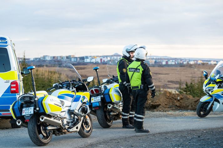 Lögreglan taldi mann vera vopnaðan sem reyndist ekki svo.