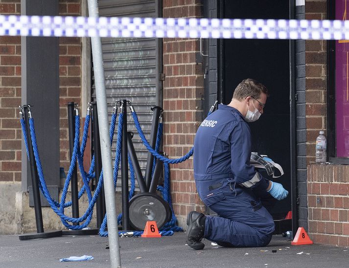 Hrina skotárása virðist ganga yfir borgina Melbourne.