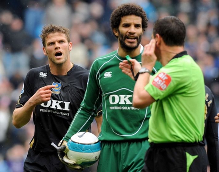 David James kemur Hermanni til varnar í dag.