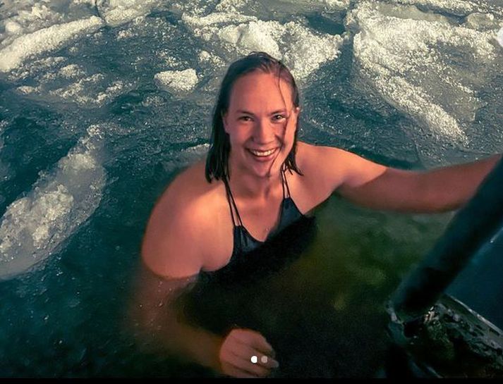 Vera Varis kvartar örugglega ekkert yfir kuldanum á Íslandi enda vön því að skella sér í klakavötn í Finnlandi.